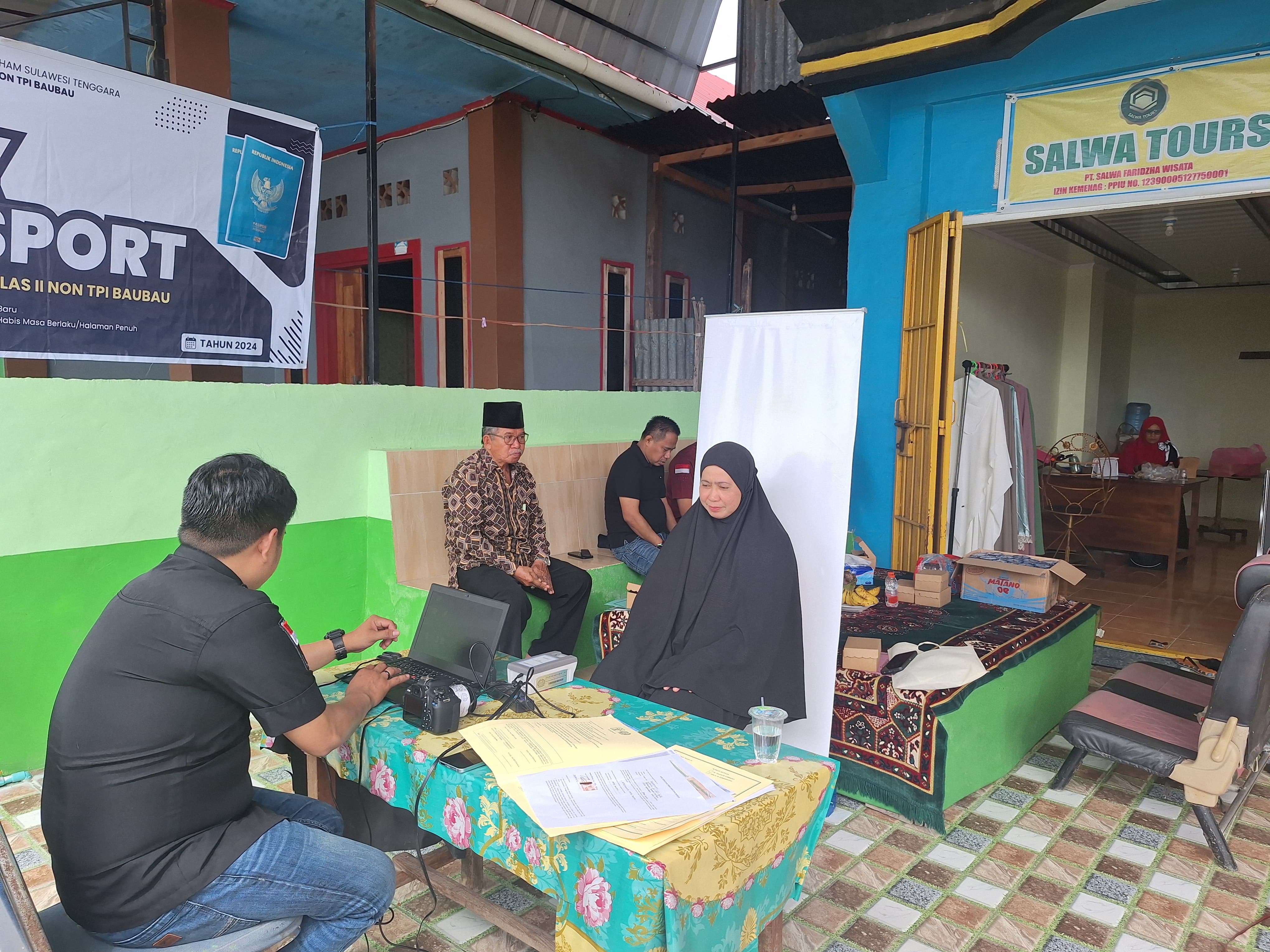 Kantor Imigrasi Baubau Lakukan Pelayanan Eazy Passport Di Kab. Muna dan Kab. Muna Barat